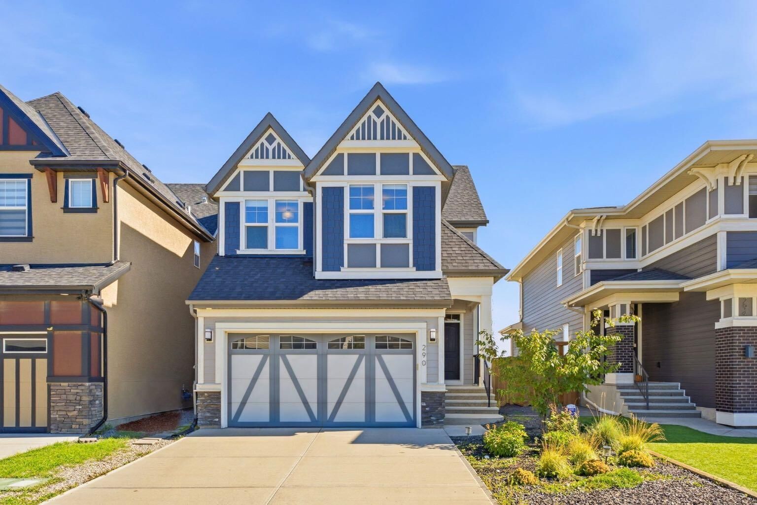 Property Photo:  290 Masters Avenue SE  AB T3M 2C1 