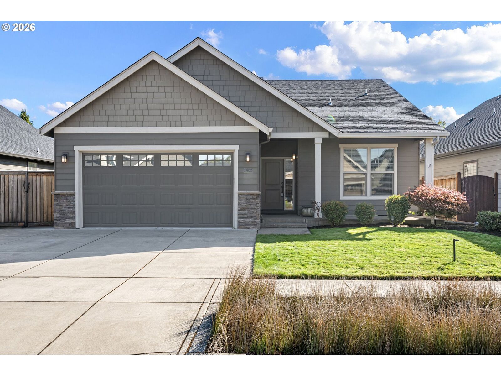 Property Photo:  5422 King Arthur Ct  OR 97402 