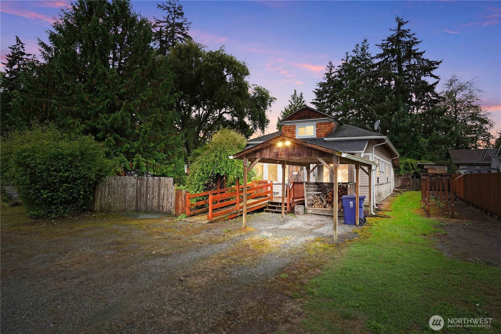 Property Photo:  9536 E E Street  WA 98445 