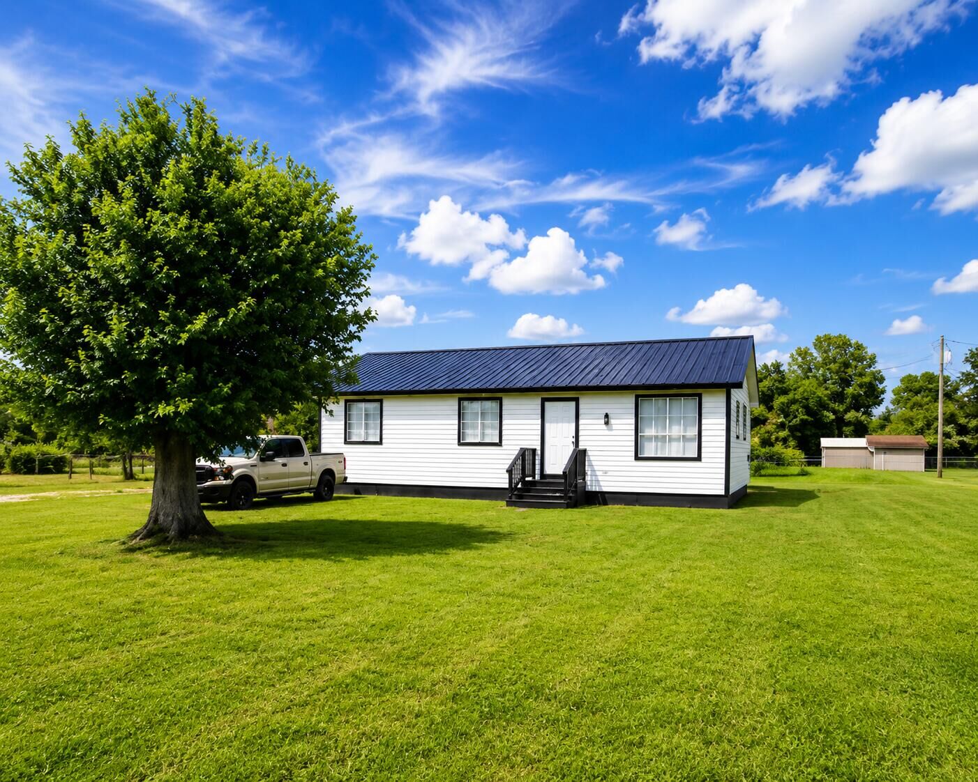 Property Photo: 3095 NW 36th Street FL 34972