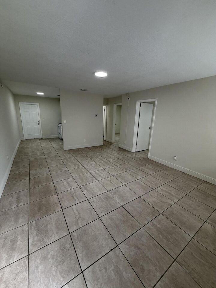 Property Photo:  4141 SW 20th Street 1-5  FL 33023 