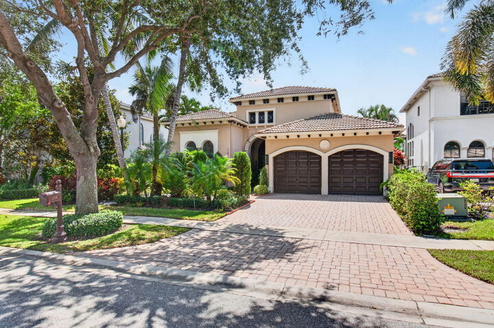 Property Photo:  17835 Lake Azure Way  FL 33496 