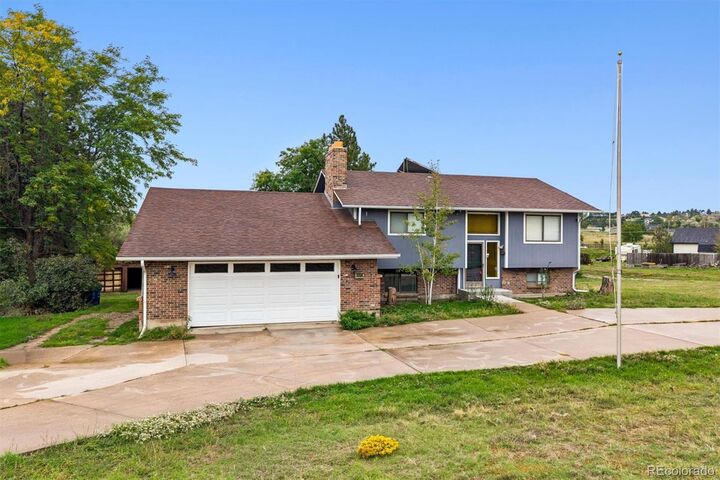Property Photo: 6864 S Gibraltar Street CO 80016