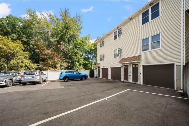 Property Photo:  10 Burleigh Street 3  RI 02904 