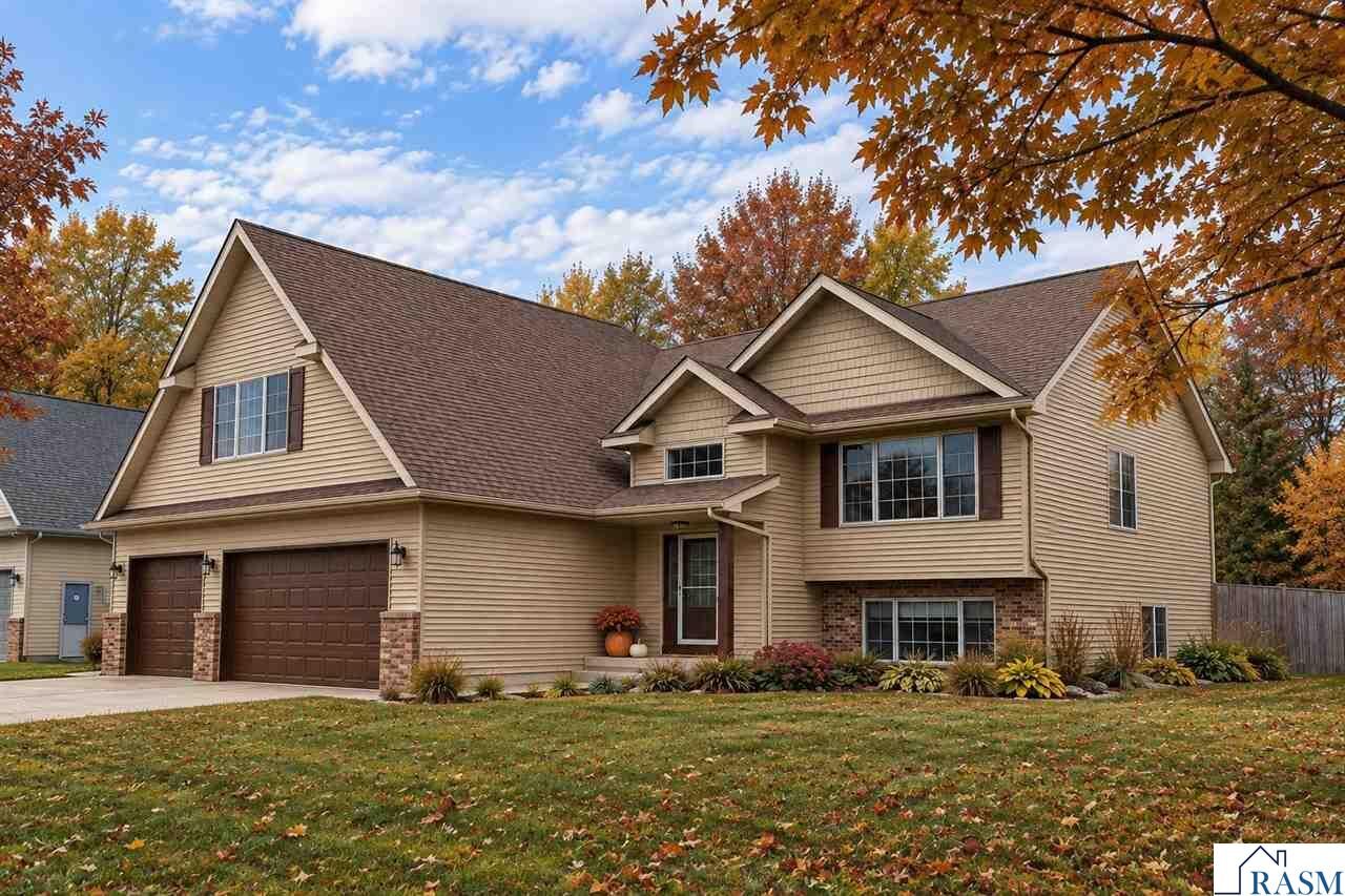 Property Photo: 608 Colodoro Lane MN 56024