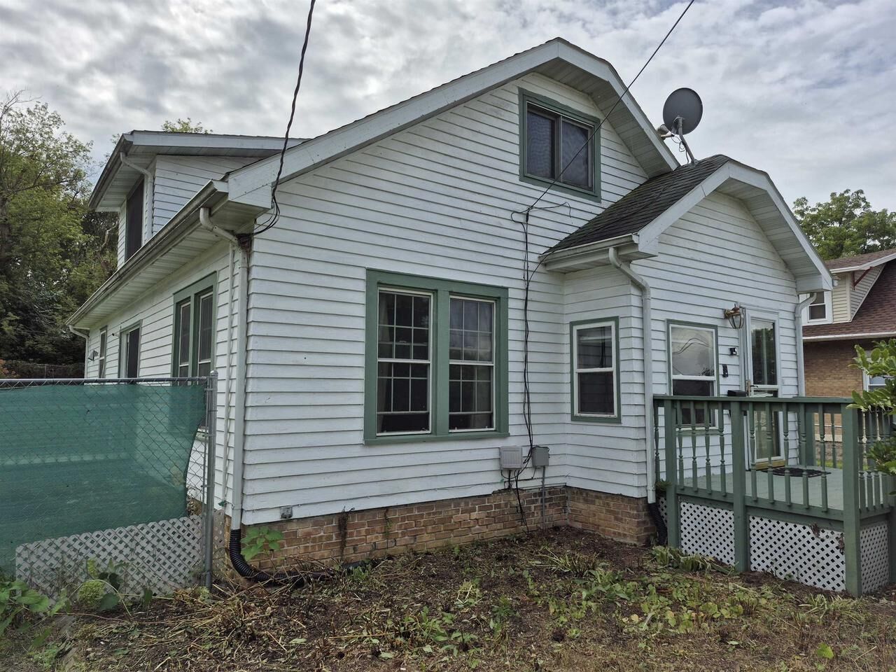 Property Photo:  209 Elliott Street  WI 53546 