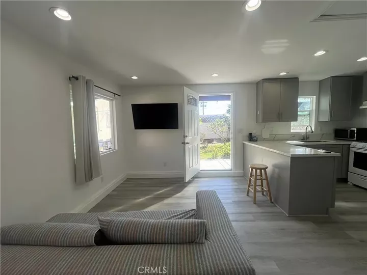 Property Photo:  2014 W 144th  CA 90249 