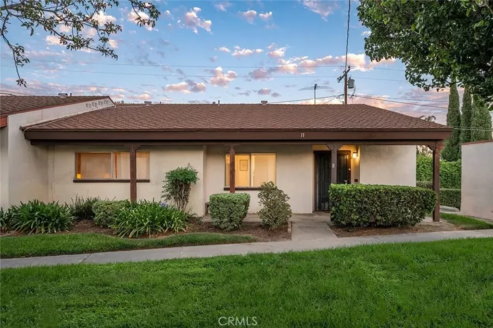 Property Photo:  2011 W Katella Avenue 11  CA 92804 