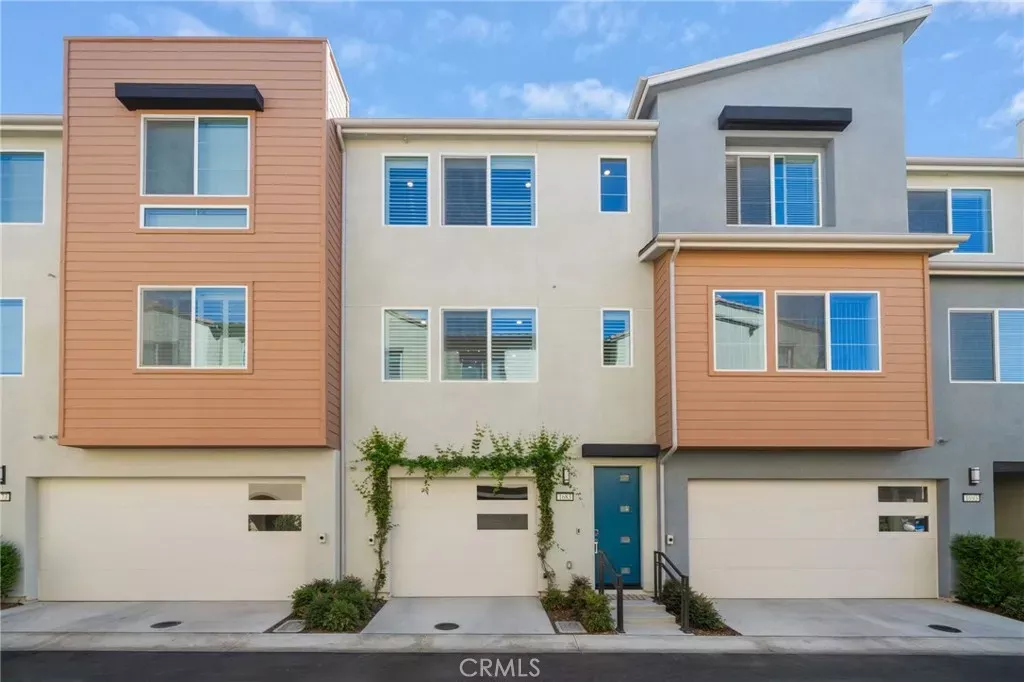 Property Photo: 1683 Jade Road CA 92694