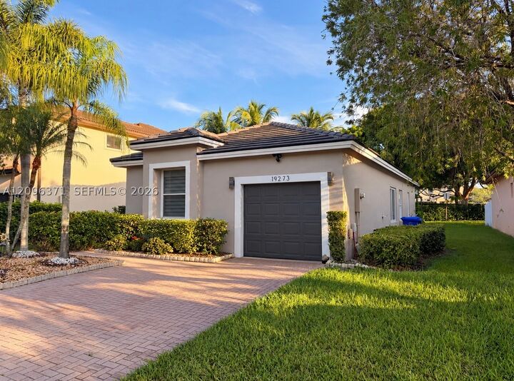 Property Photo:  19273 NW 14th St 19273  FL 33029 