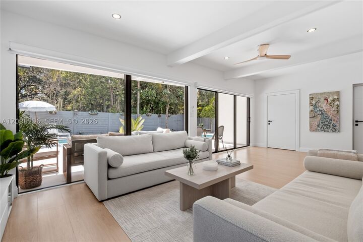 Property Photo:  696 NE 67th St  FL 33138 