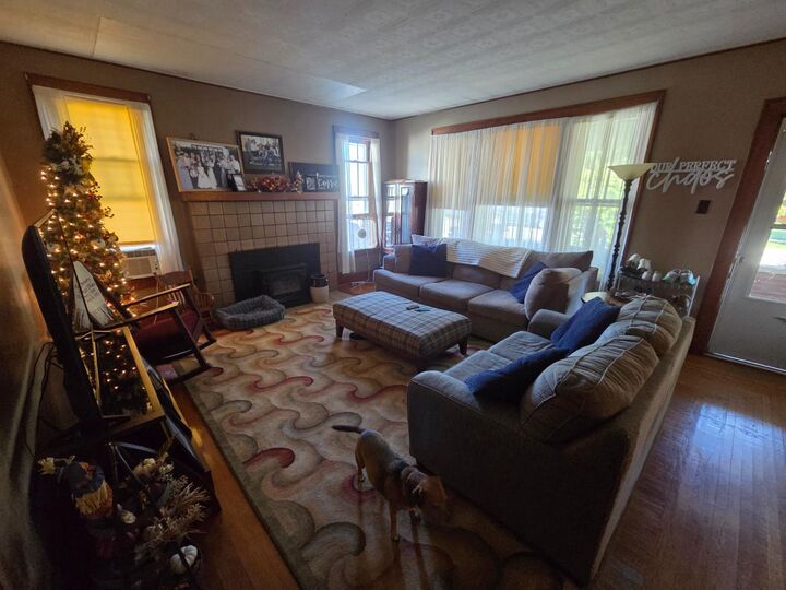 Property Photo:  122 South Walnut Street  IN 47040 