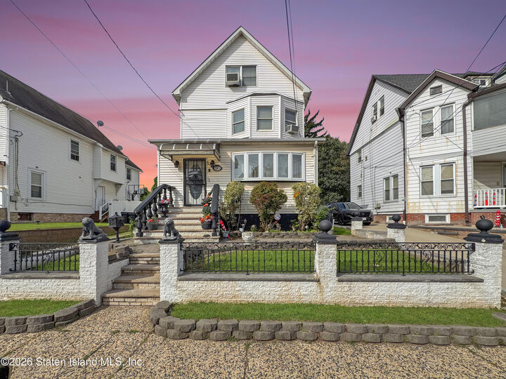 Property Photo:  50 Dongan Street  NY 10310 