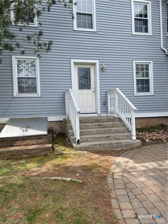 Property Photo:  161 Parsonage Street  CT 06067 
