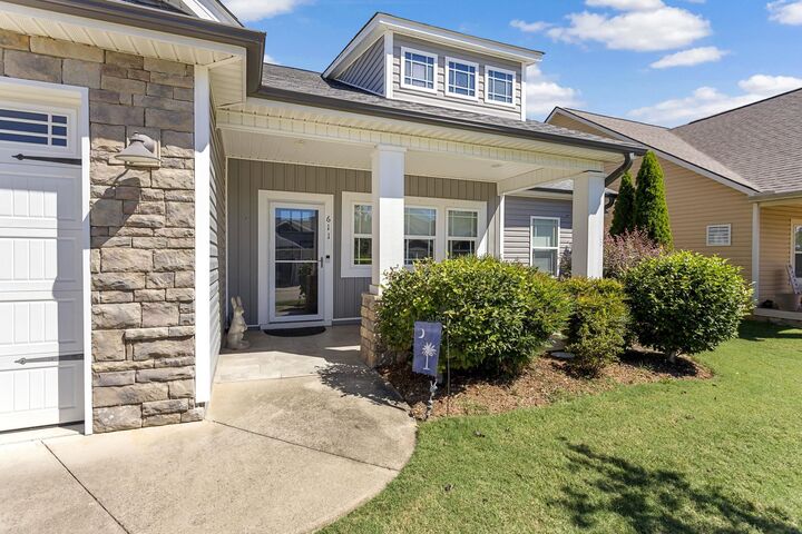Property Photo: 611 Downing Way SC 29356