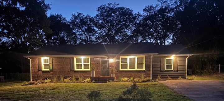 Property Photo:  116 Winton Ct  SC 29306 