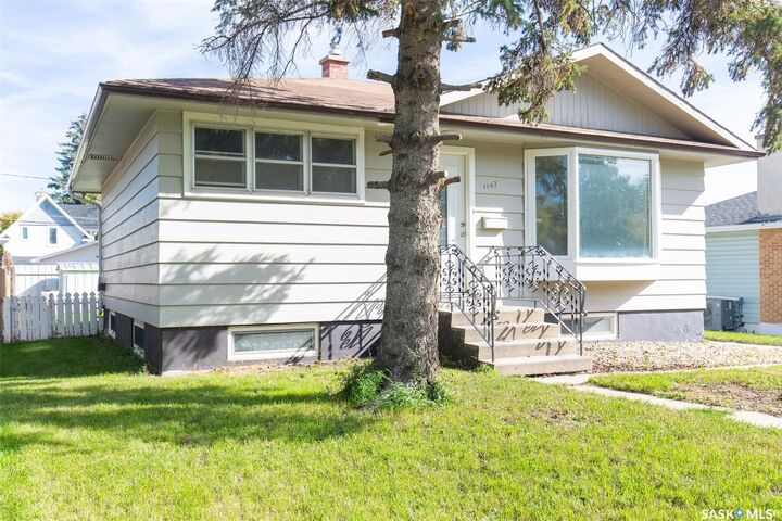 Property Photo:  1147 Main Street N  SK S6H 0X3 