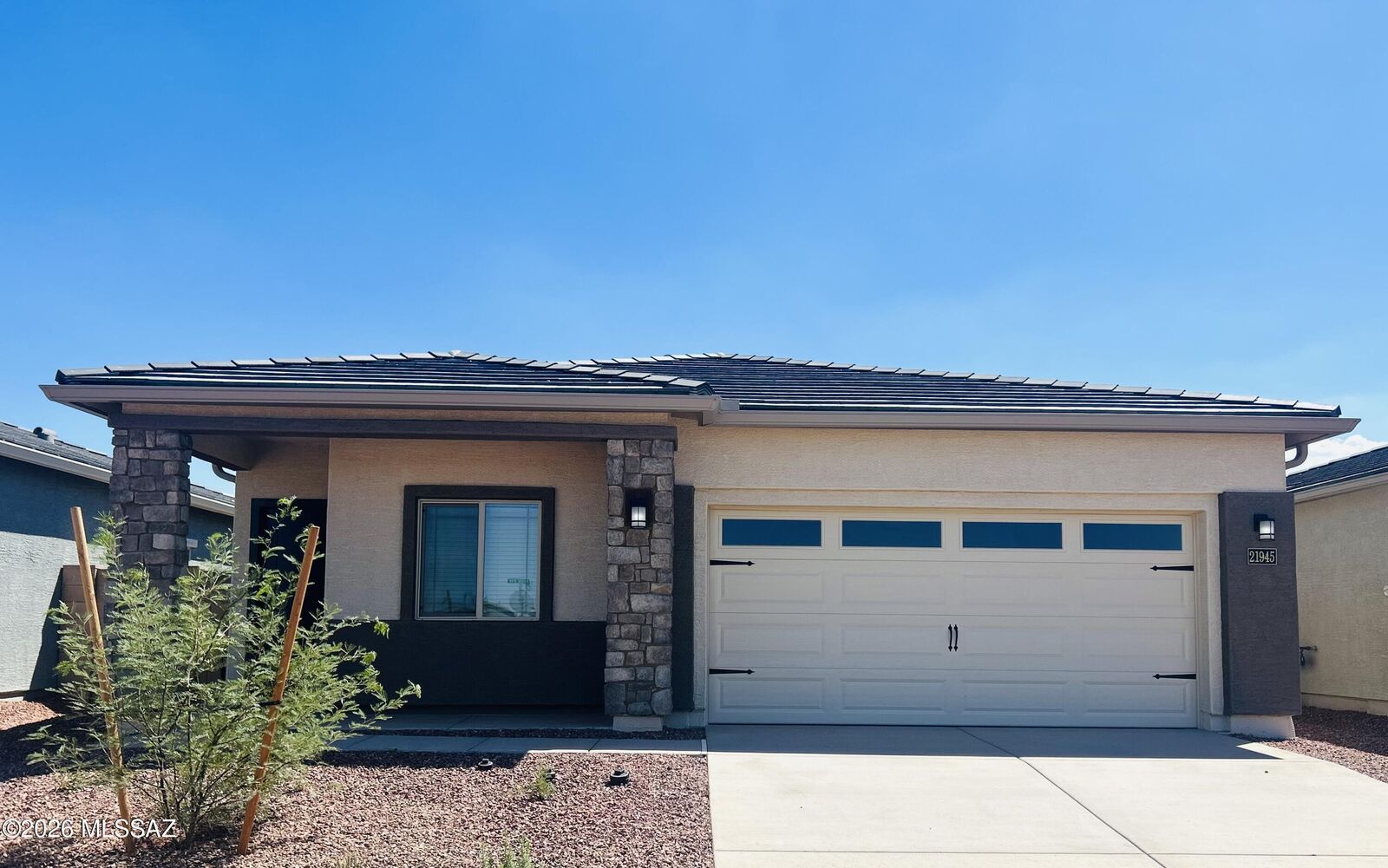 Property Photo:  22025 E Beacon Point Drive  AZ 85145 