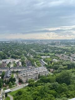 Photo de la propriété: 2220 Lakeshore Boulevard W 2810 ON M8V 0C1