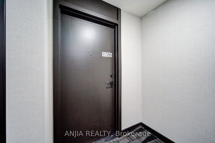 Property Photo:  8119 Birchmount Road 1705  ON L6G 0H6 