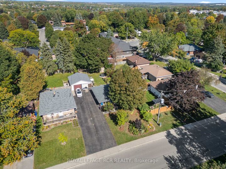 Property Photo:  203 Zina Street  ON L9W 1E9 