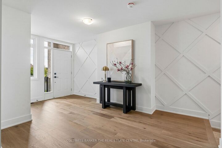 Property Photo:  5 Ballinger Way  ON L9P 1W6 