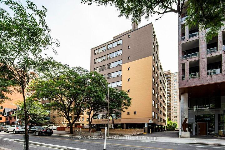 Property Photo:  85 Wellesley Street E 609  ON M4Y 1H8 