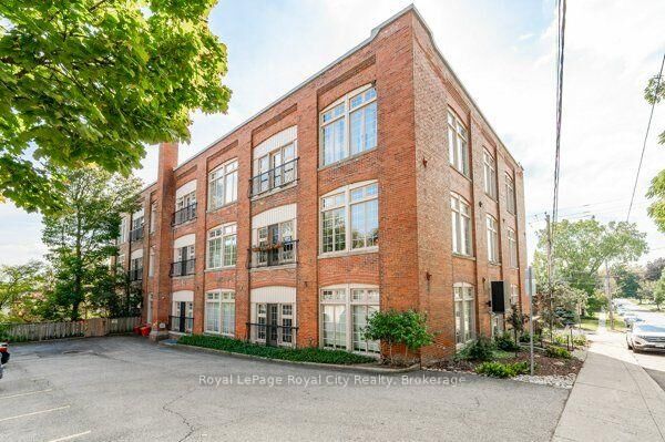 Property Photo: 40 Northumberland Street 306 ON N1H 3A5
