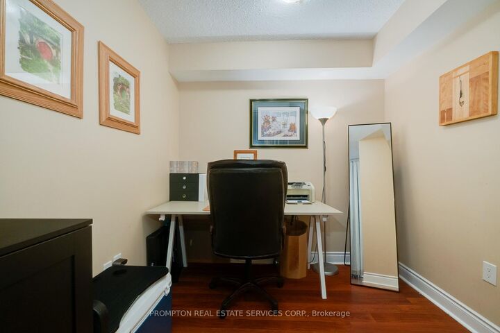 Property Photo:  500 Doris Avenue 2228  ON M2N 0C1 