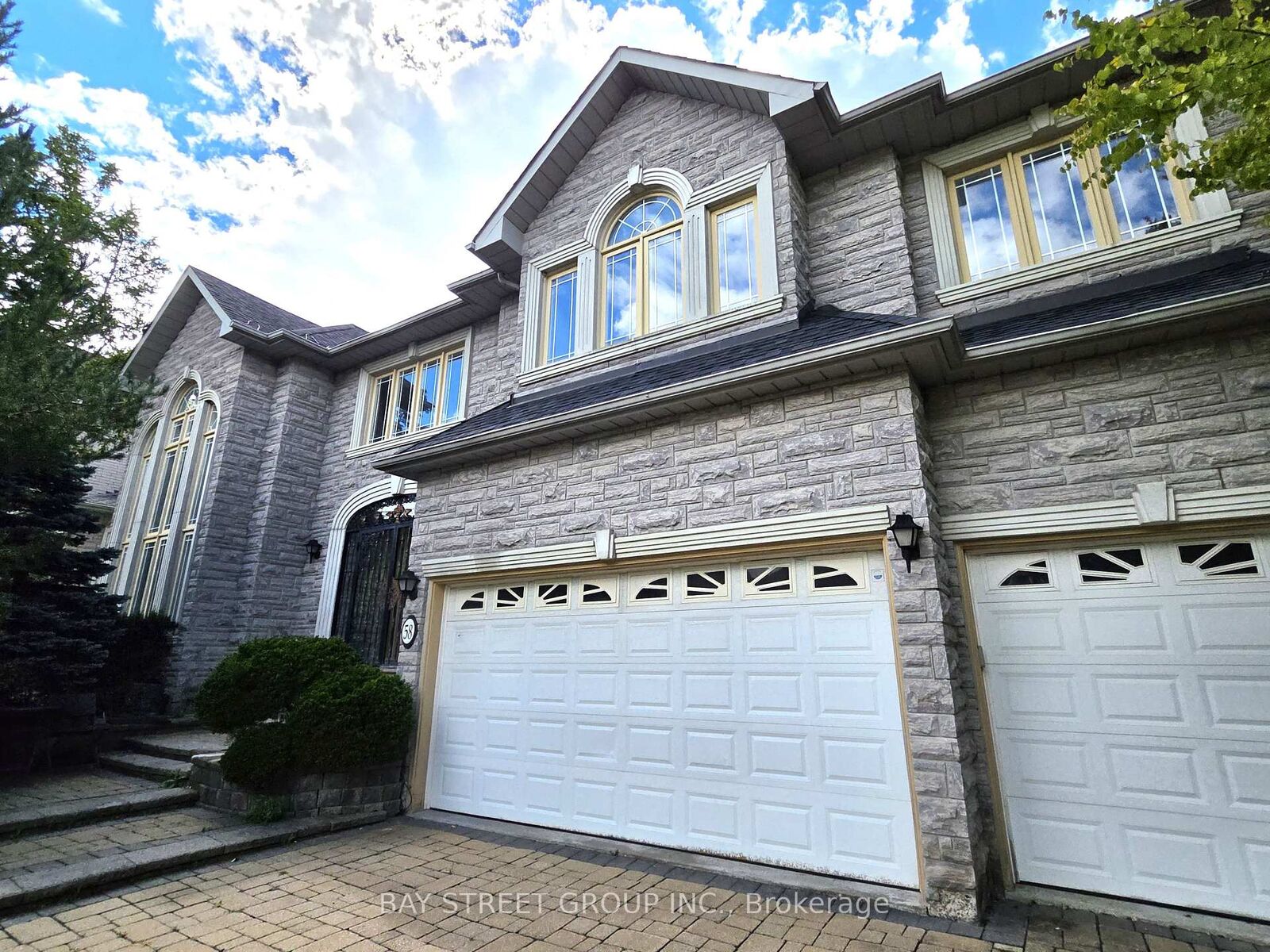 Property Photo:  58 Bowan Court  ON M2K 3A7 