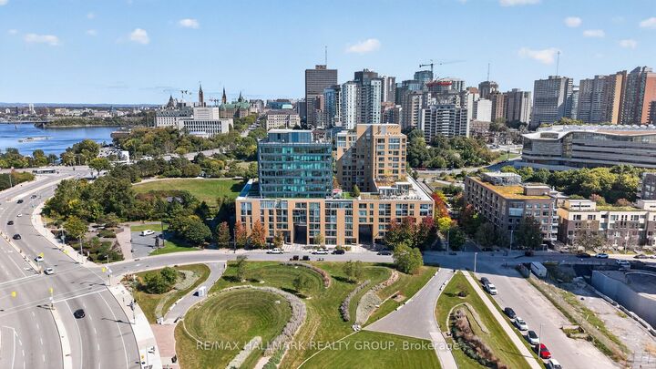 Property Photo:  250 Lett Street 320  ON K1R 0A8 