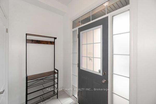 Property Photo:  31 Davenfield Circle  ON L6P 4M2 