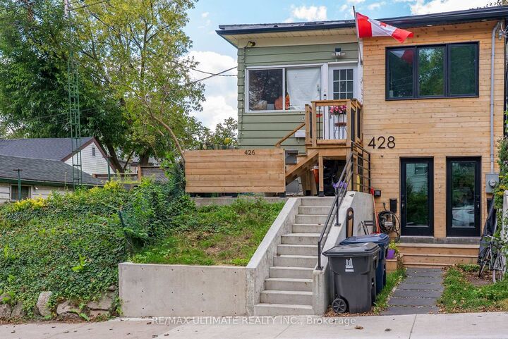 Property Photo:  426 Woodfield Road  ON M4L 2X3 