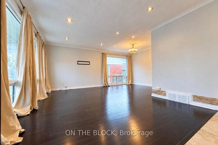 Property Photo:  6 Laxford Avenue  ON M1R 1M6 