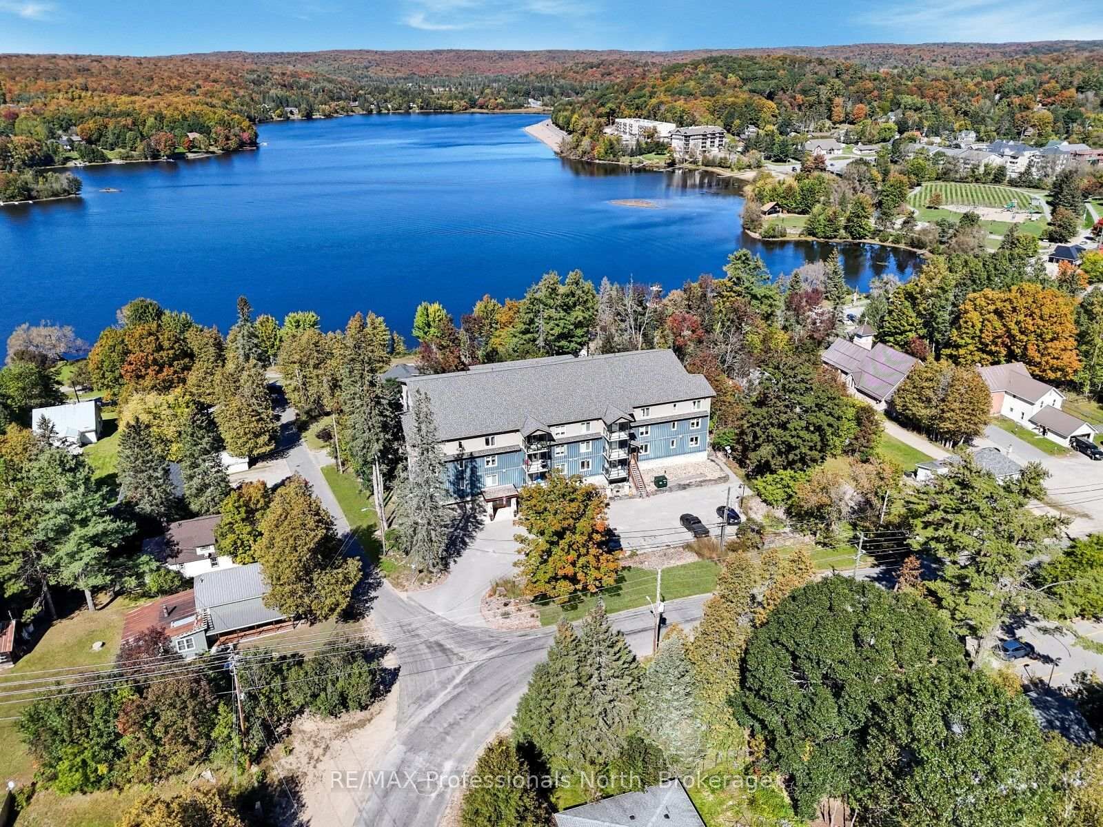 Property Photo:  4 Lake Avenue 307  ON K0M 1S0 