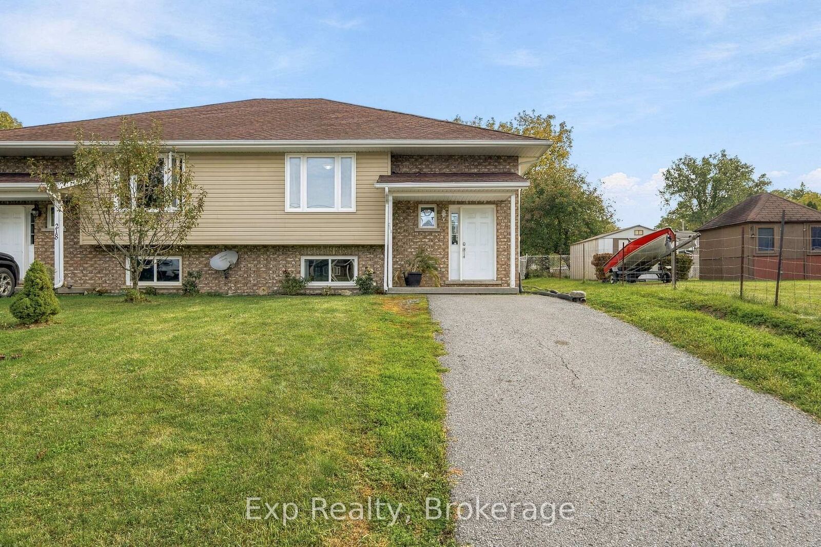 Property Photo:  216 Brant Street  ON K0K 1X0 