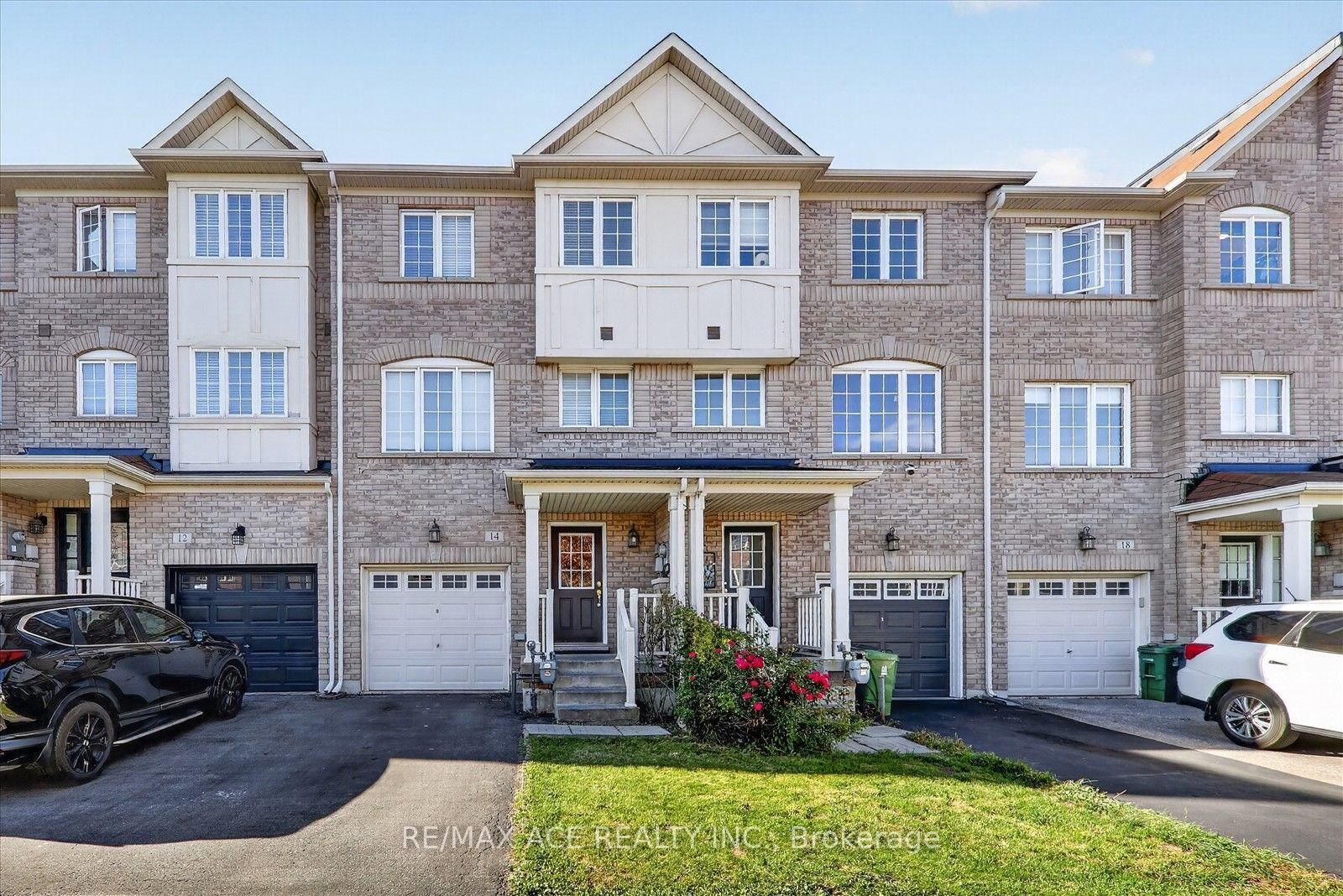 Property Photo:  14 Pilkington Drive  ON M1L 0B7 