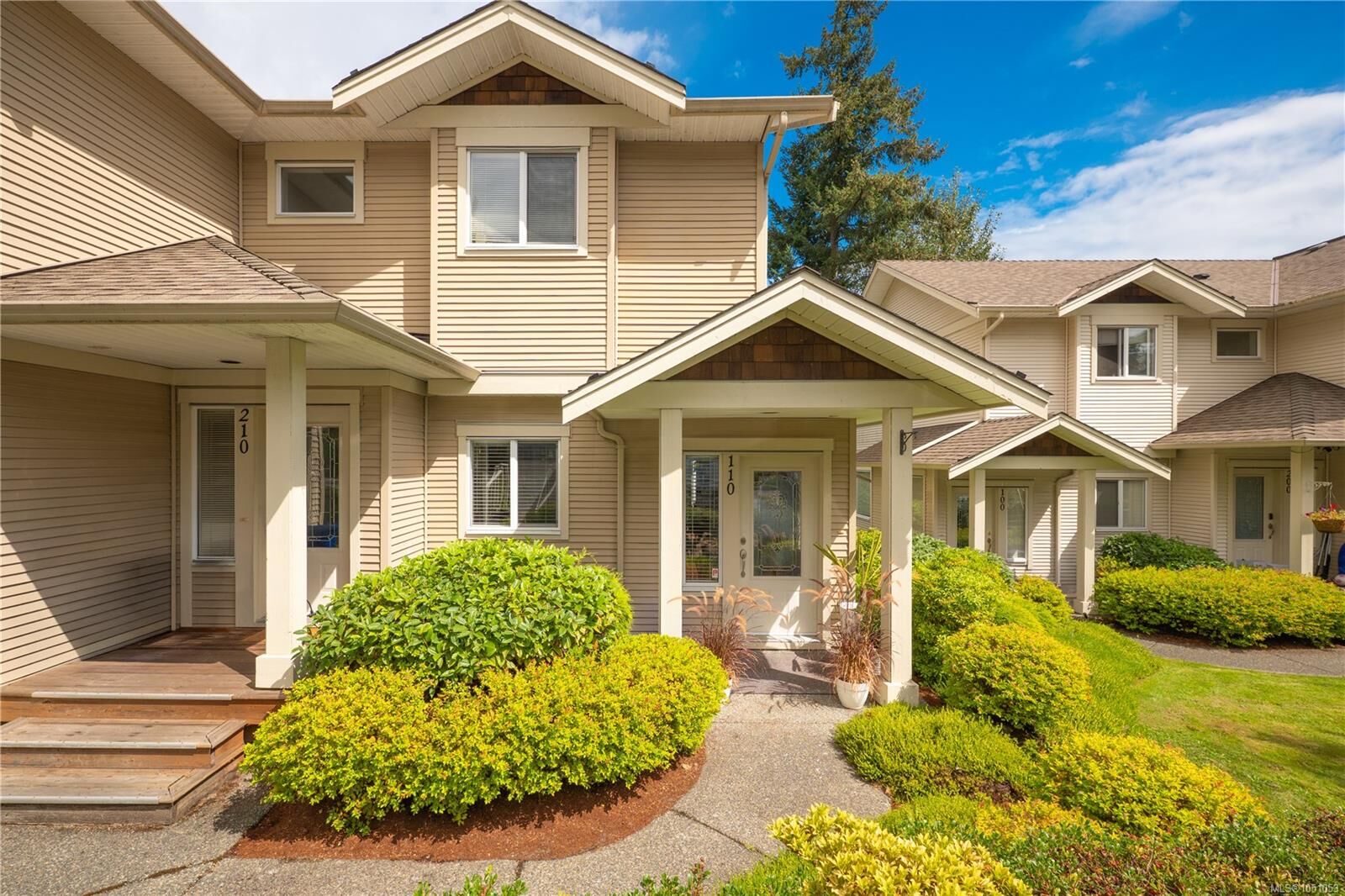 Property Photo:  830 Varsity Way #110  BC V9R 0A4 