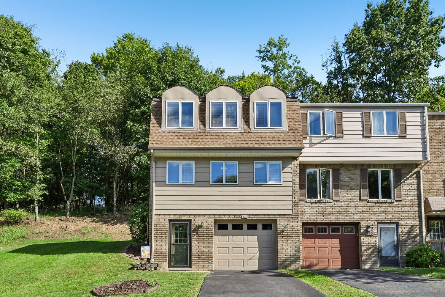Property Photo:  327 Joan Of Arc Court  PA 15025 