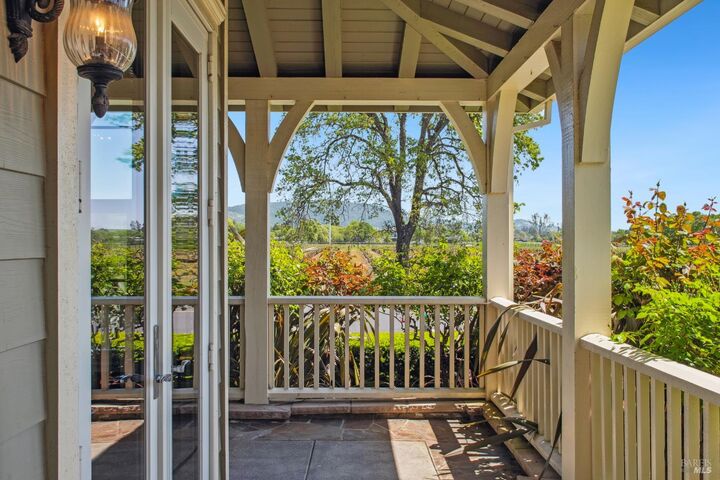 Property Photo: 492 Saunders Drive CA 95476