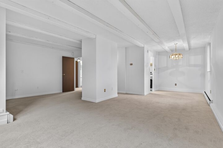 Property Photo:  620 Seventh Avenue 104  BC V3M 5T6 