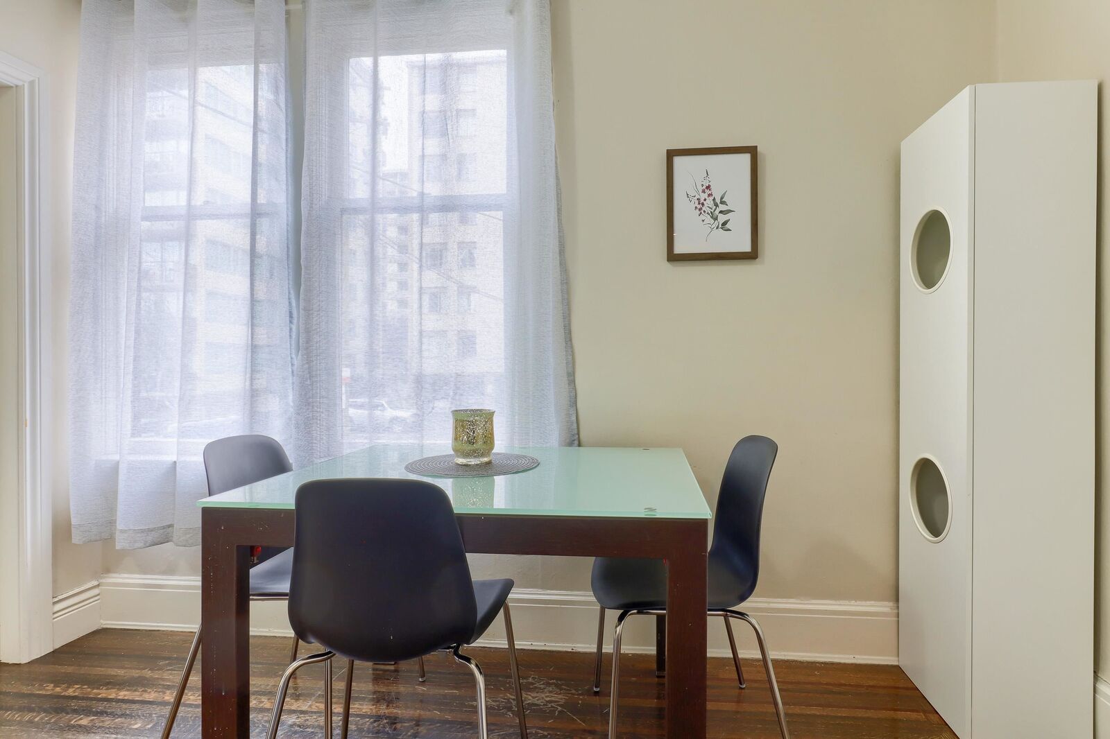 Property Photo:  935 Jervis Street 6  BC V6E 2B5 