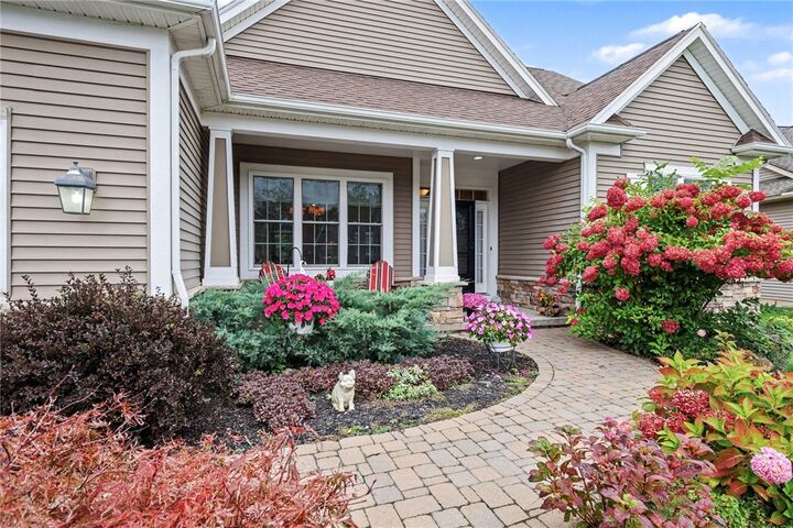 Property Photo: 40 Timber Glen Trl NY 14526