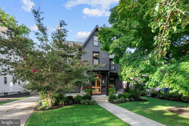 Property Photo: 33 E Chestnut Avenue NJ 08109