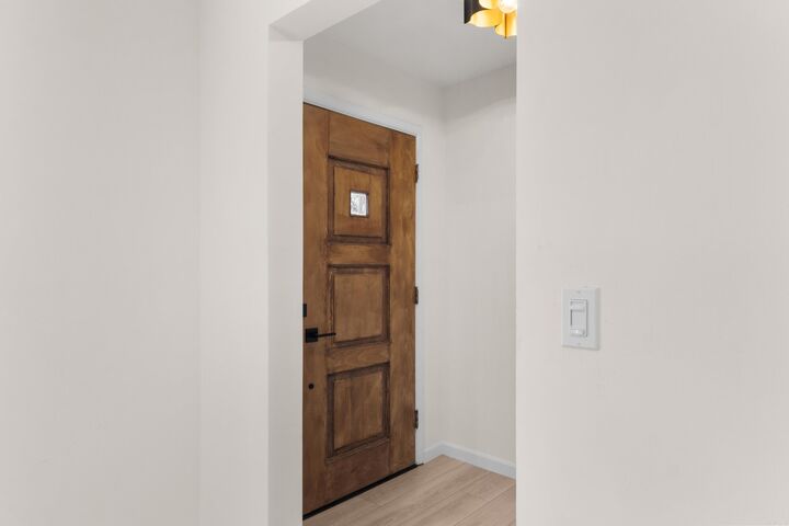 Property Photo:  925 E 6th Street  AR 72653 
