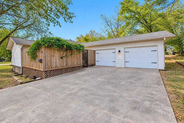 Property Photo: 524 E North Street AR 72015