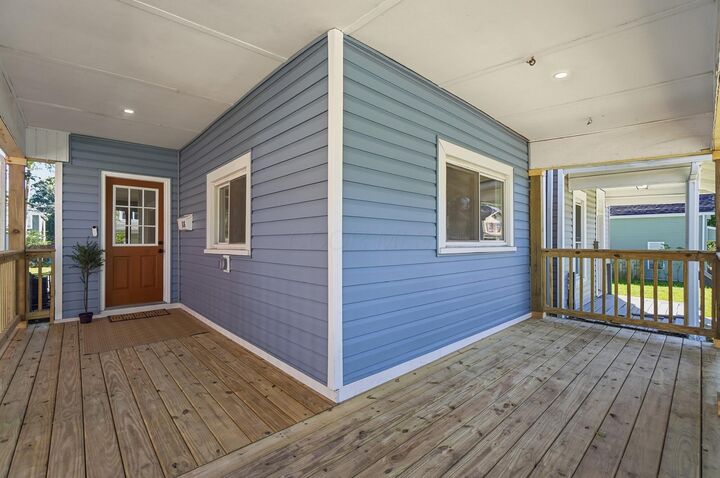 Property Photo: 108 S Princeton Avenue OH 43222