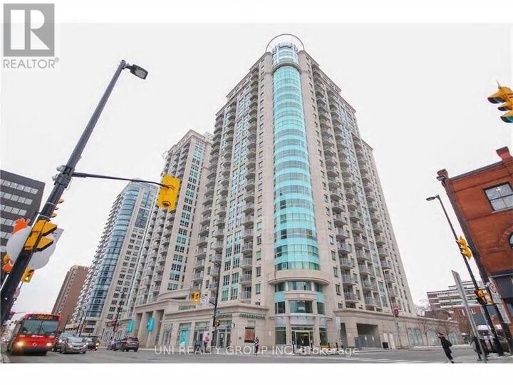 Property Photo: 200 Rideau Street 302 ON K1N 5Y1
