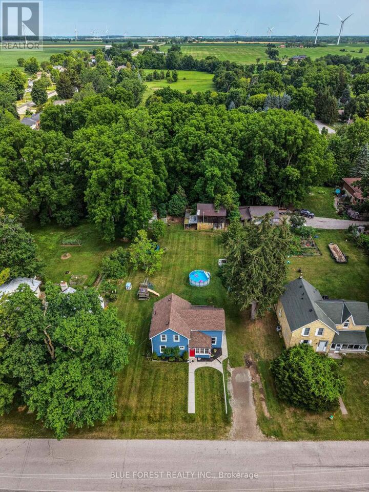 Property Photo: 9 Union Street East ON N0M 1B0