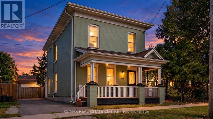 Property Photo: 137 Alfred Street ON N3S 5G7